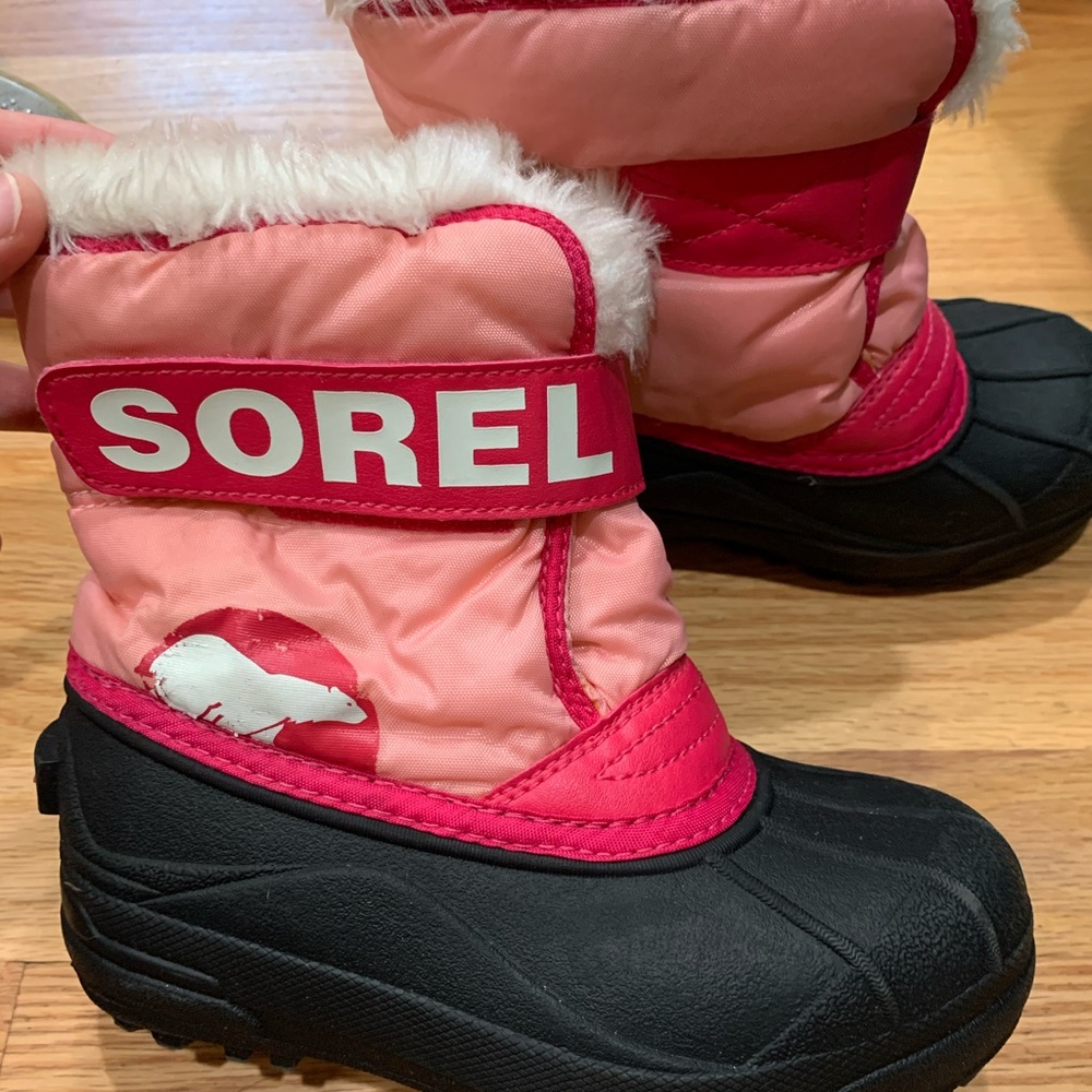 SOREL GIRLS SNOW BOOTS